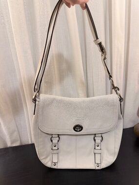 Vintage Coach Chelsea messenger bag